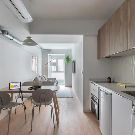 B48 Abando Lejlighed *